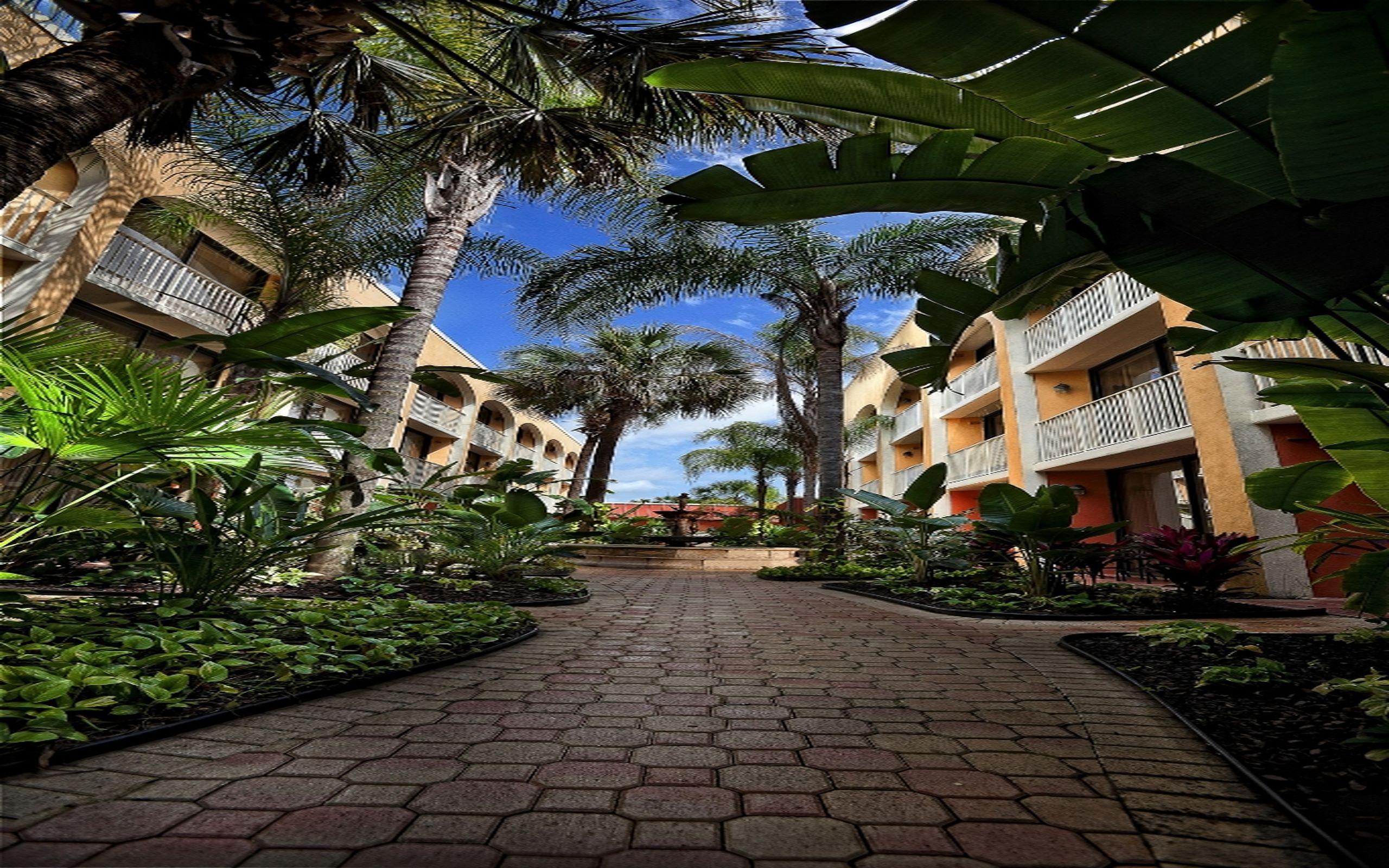 Westgate Towers Hotel Four Corners Exteriör bild